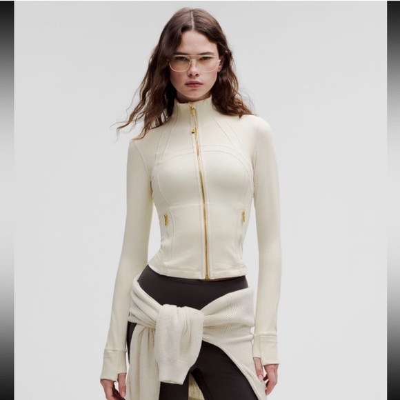 NWT/ Lululemon Athletica Cream Cropped Define Jacket/ Nulu - Picture 6 of 11